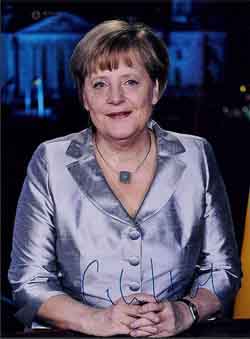 German Chancellor Angela Merkel signature photo valuation 2500-5000 RMB transaction price RMB 25300